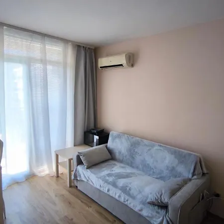 студия даун парк 3 этаж * Sunny Beach